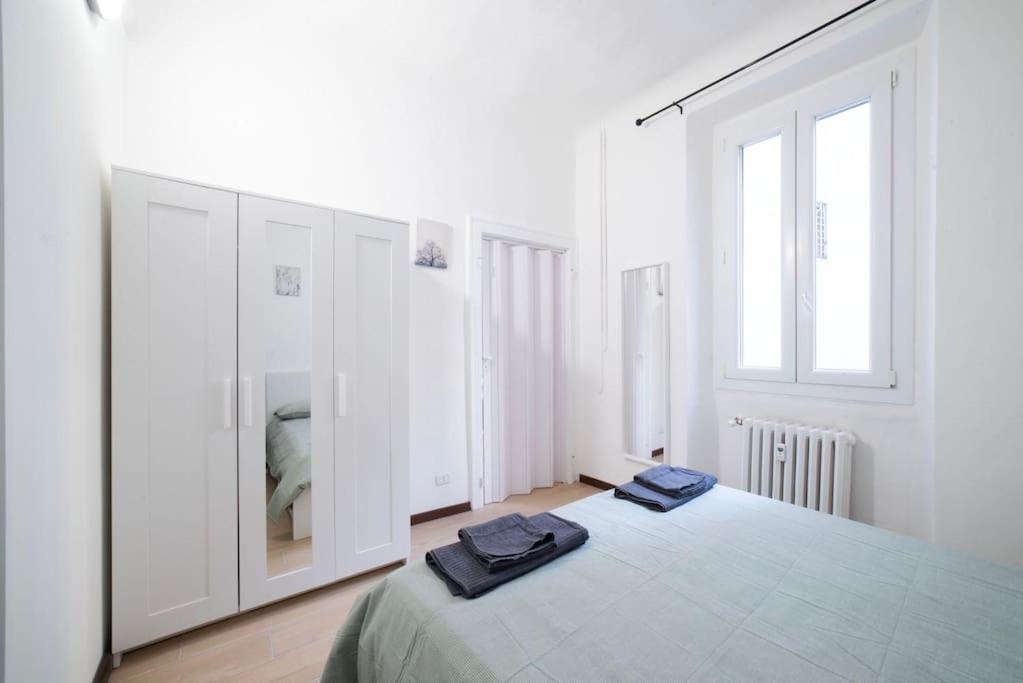 Apartment 4 Stops From The City Center Milano Eksteriør bilde