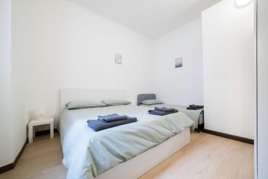 Apartment 4 Stops From The City Center Milano Eksteriør bilde